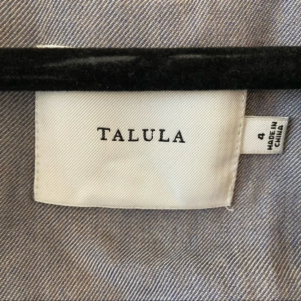 Aritzia- Light Chambray Blue Kent Lightweight Blazer - Picture 9 of 9